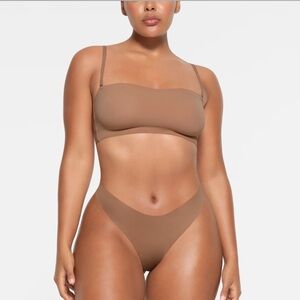 NWT SKIMS Bandeu Bra with Removable Straps in Sienna Size L